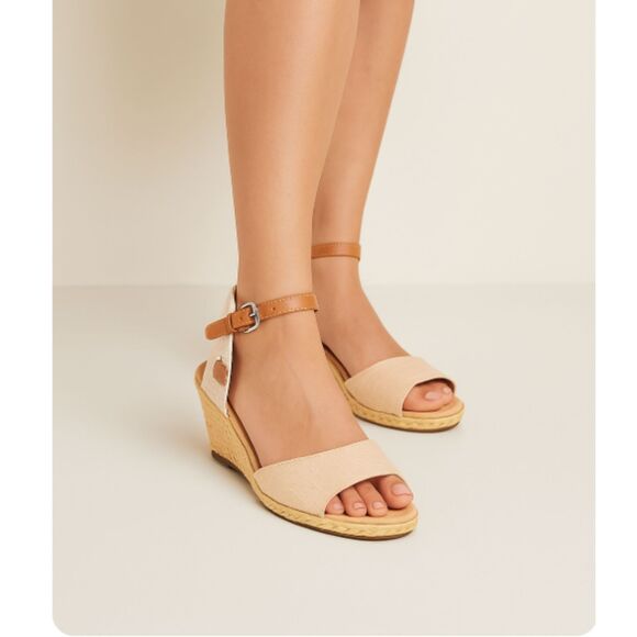 Lucky Brand Shoes - Lucky Brand Women’s Wedge Sandals Size 9 Beige Espadrille Ankle Strap Peep Toe